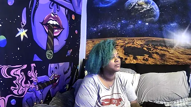 Snapshot of AutumnHart chatting on 01/13/25, 01:49 AutumnHart online show from 01/13/25, 01:49