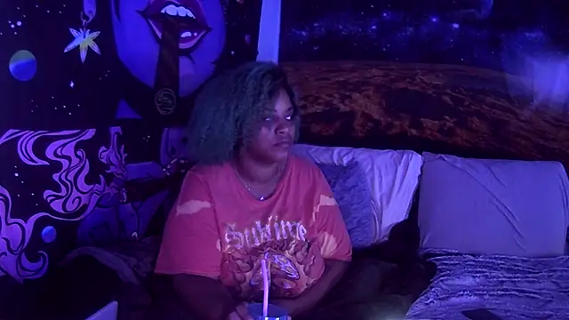 Snapshot of AutumnHart chatting on 01/21/25, 04:05 AutumnHart online show from 01/21/25, 04:05