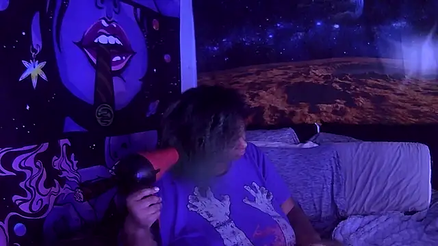 Snapshot of AutumnHart chatting on 02/10/25, 05:09 AutumnHart online show from 02/10/25, 05:09