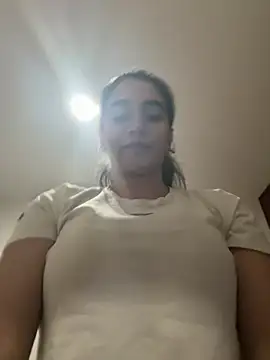 Snapshot of ZarahEvans chatting on 02/01/25, 04:11 ZarahEvans online show from 02/01/25, 04:11