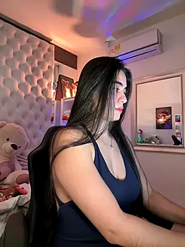 Snapshot of ZarahEvans chatting on 09/16/25, 08:21 ZarahEvans online show from 09/16/25, 08:21