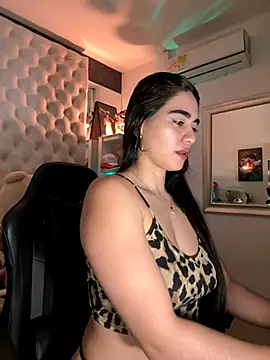 Snapshot of ZarahEvans chatting on 09/18/25, 07:27 ZarahEvans online show from 09/18/25, 07:27