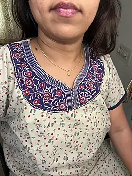 kannadatelugugirl online show from 12/18/24, 10:08