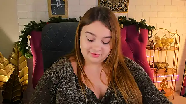 Snapshot of KimberlyMaran chatting on 12/15/24, 12:06 KimberlyMaran online show from 12/15/24, 12:06
