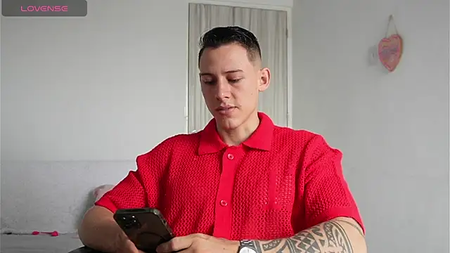 Muscle King Cum online show from 04/16/26, 01:45