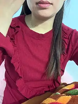 Snapshot of Hoanami chatting on 12/15/24, 04:15 Hoanami online show from 12/15/24, 04:15