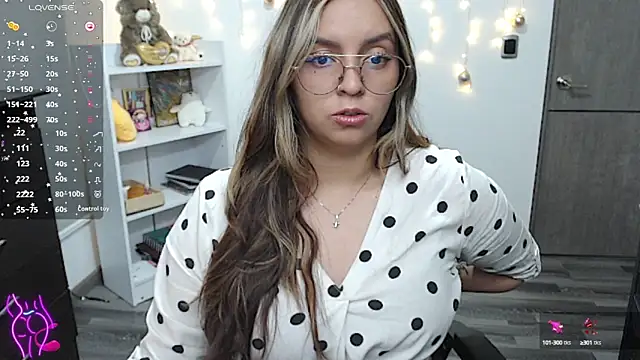 Valery7rose  online show from 01/30/25, 10:41