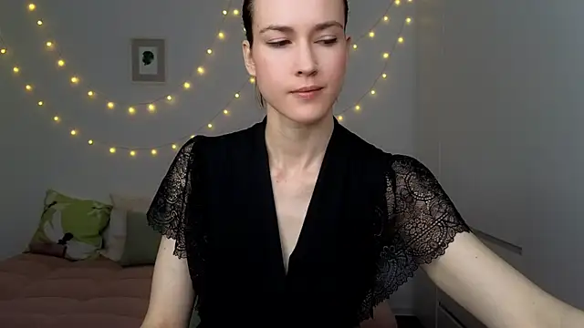 Snapshot of AliciaNewell chatting on 07/03/26, 04:19 AliciaNewell online show from 07/03/26, 04:19