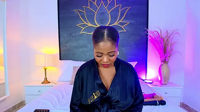 AlisonTravis online show from 04/24/26, 02:58