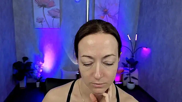 kimberlyray777 online show from 02/22/25, 12:19