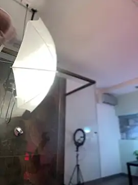 Snapshot of Emilia_Bakerr chatting on 12/26/24, 06:22 Emilia Bakerr online show from 12/26/24, 06:22