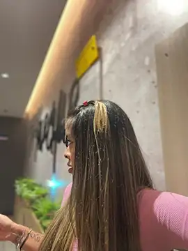 Snapshot of Emilia_Bakerr chatting on 01/27/25, 06:20 Emilia Bakerr online show from 01/27/25, 06:20