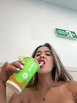 Emilia Bakerr online show from 07/11/26, 07:38