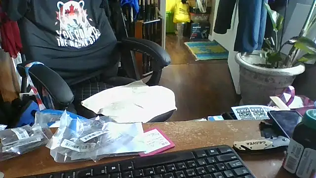 Daremeknot online show from 04/01/26, 02:47