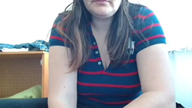 Snapshot of Lucinka1 chatting on 02/27/26, 08:03 Lucinka1 online show from 02/27/26, 08:03