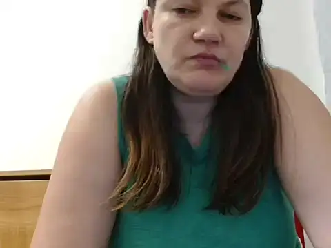 Snapshot of Lucinka1 chatting on 02/27/26, 08:20 Lucinka1 online show from 02/27/26, 08:20
