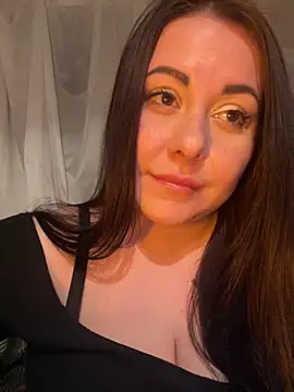 DaisyStreet online show from 04/22/26, 08:21