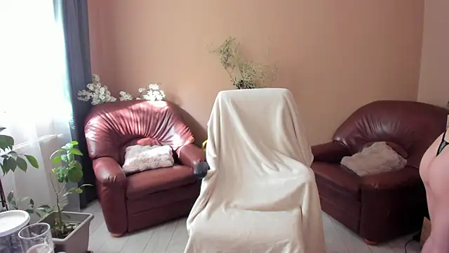 KaylaLaine online show from 04/24/26, 06:27