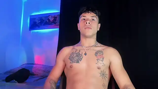 Snapshot of Dominic_Biker__ chatting on 01/02/25, 05:35 Dominic Biker online show from 01/02/25, 05:35