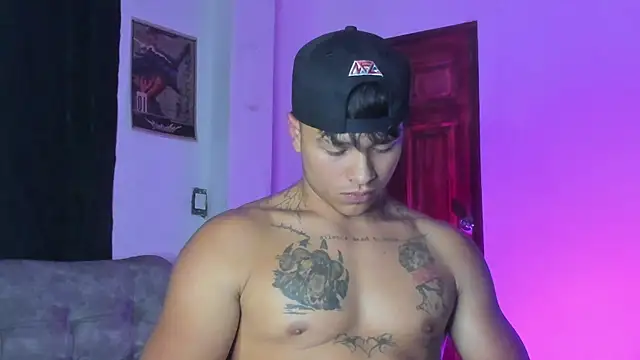 Dominic Biker   online show from 04/04/26, 03:49