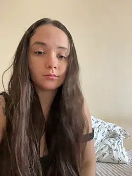 Snapshot of brazillliangirl chatting on 02/27/26, 04:51 brazillliangirl online show from 02/27/26, 04:51