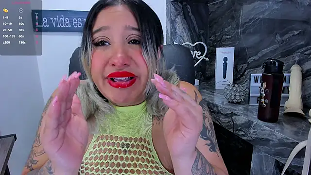 miss danika online show from 04/13/26, 11:05