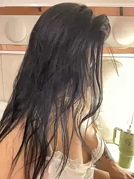 lucianaroy online show from 03/14/25, 06:10