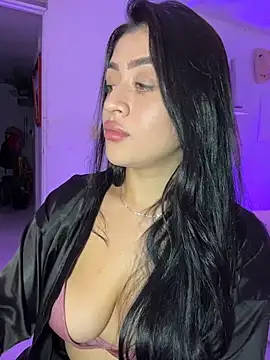 lucianaroy online show from 12/21/25, 01:13