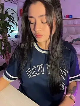 lucianaroy online show from 03/15/26, 11:11