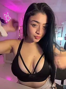 lucianaroy online show from 04/23/26, 05:30