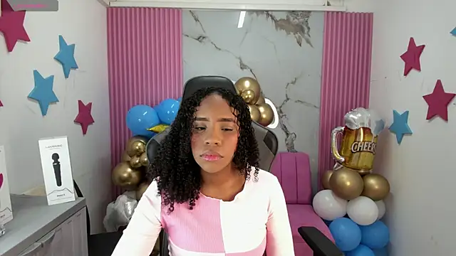 lia 16 online show from 09/26/25, 10:52