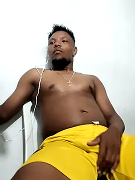 hugo3918  online show from 09/29/25, 11:20