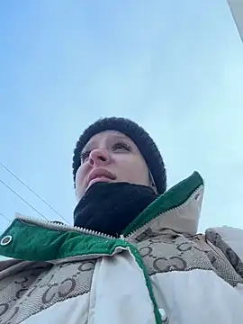 Snapshot of LikaCat chatting on 01/18/25, 07:17 LikaCat online show from 01/18/25, 07:17