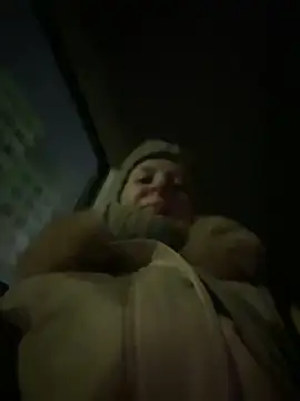 Snapshot of LikaCat chatting on 11/08/25, 12:55 LikaCat online show from 11/08/25, 12:55