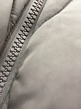 Snapshot of LikaCat chatting on 11/20/25, 02:23 LikaCat online show from 11/20/25, 02:23