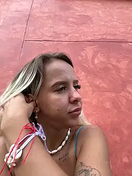 LikaCat online show from 03/25/26, 02:06