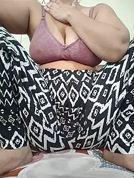 Snapshot of jenny4you chatting on 07/19/26, 03:43 jenny4you online show from 07/19/26, 03:43
