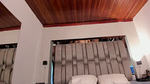 NikkySmiith online show from 10/07/25, 11:51