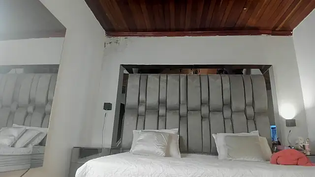 NikkySmiith online show from 02/10/26, 11:58