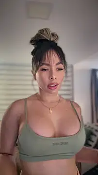 Alison Diaz17 online show from 04/13/26, 09:42