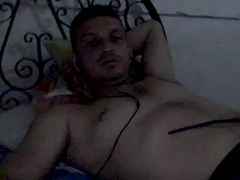 Carlos0334 online show from 07/28/26, 06:42