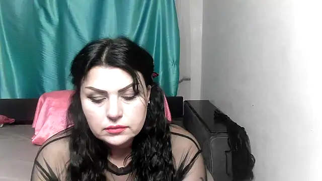 kataleya94 online show from 02/13/25, 01:29