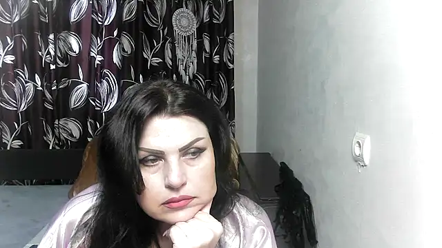 kataleya94 online show from 11/11/25, 08:14