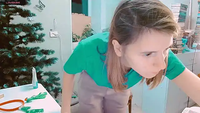 Snapshot of RosaJil chatting on 12/26/24, 03:31 RosaJil online show from 12/26/24, 03:31