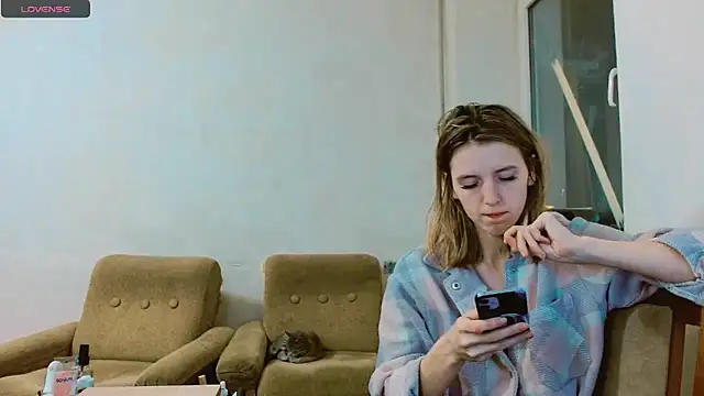 Snapshot of RosaJil chatting on 03/06/25, 02:08 RosaJil online show from 03/06/25, 02:08