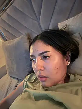 Snapshot of MarianaBenz chatting on 02/10/25, 08:31 MarianaBenz online show from 02/10/25, 08:31