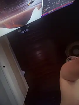 Snapshot of MarianaBenz chatting on 10/11/25, 11:25 MarianaBenz online show from 10/11/25, 11:25