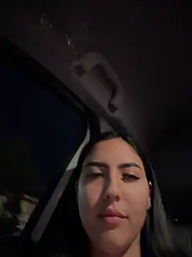 MarianaBenz online show from 06/29/26, 02:51