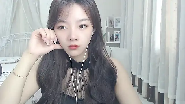 Jenny-Z online show from 04/04/26, 01:37