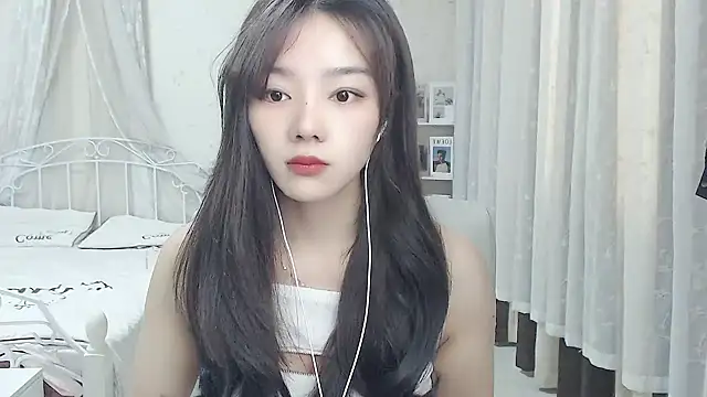 Jenny-Z online show from 04/23/26, 01:51